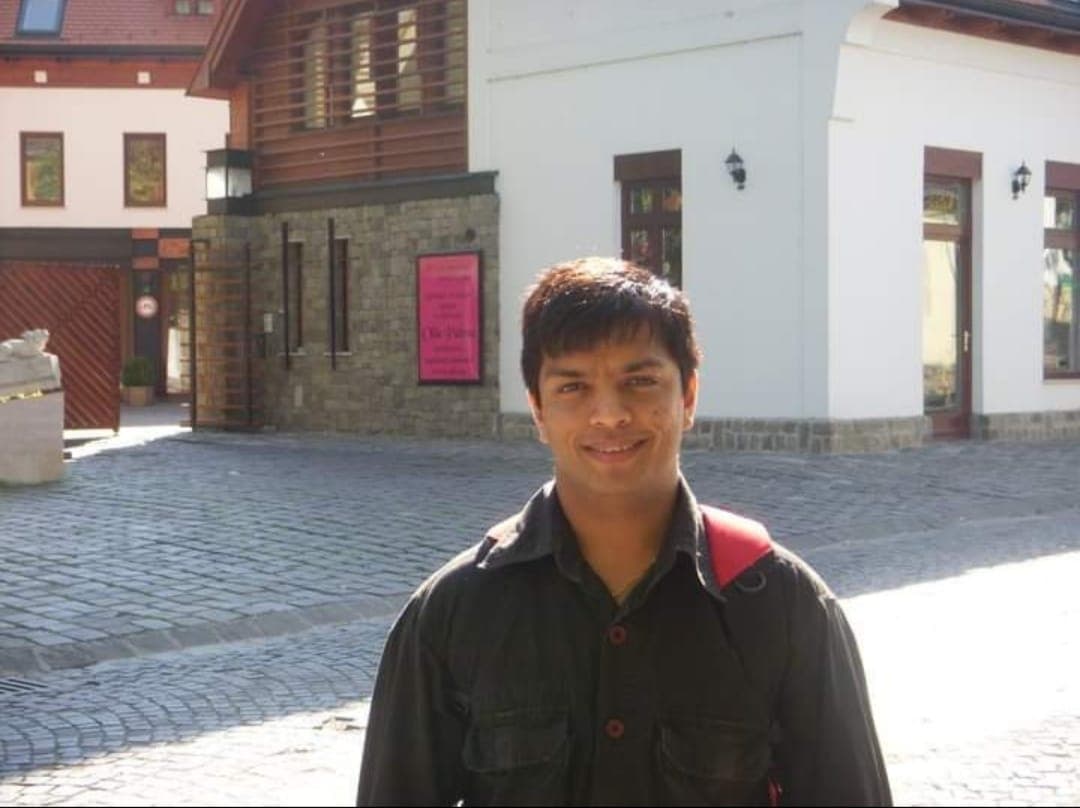 Mohit, an engineer, has been working in the media and entertainment industry for 16 years. He enjoys travel, meeting people and having meaningful conversations. He has a special interest in art education.